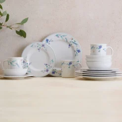 April Dinnerware Set