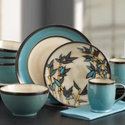 Belmont Round Blue Stalks Dinnerware Set