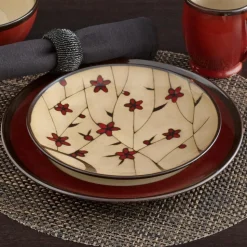 Belmont Set of 4 Red Round Dinner Plates