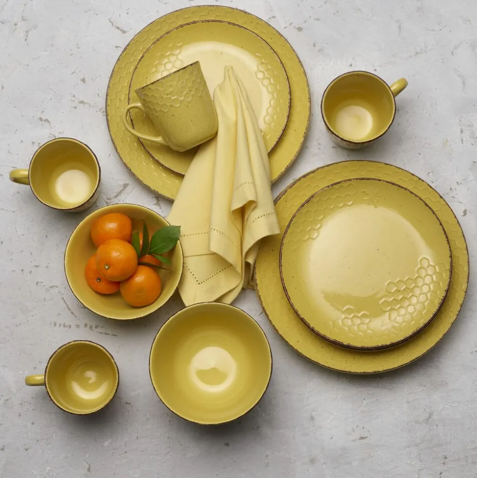 Bumble Bee Yellow 16 Piece Dinnerware Set, Service for 4