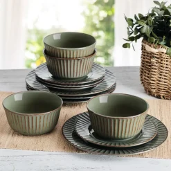 Dannie Green 12 Piece Dinnerware Set, Service for 4