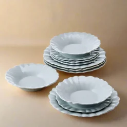 Graceful Petals 12 Piece Dinnerware Set, Service for 4