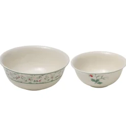 Winterberry® Set of 2 Holly Nesting Serving Bowls
