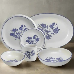 Yorktowne Service for 8 with Serveware